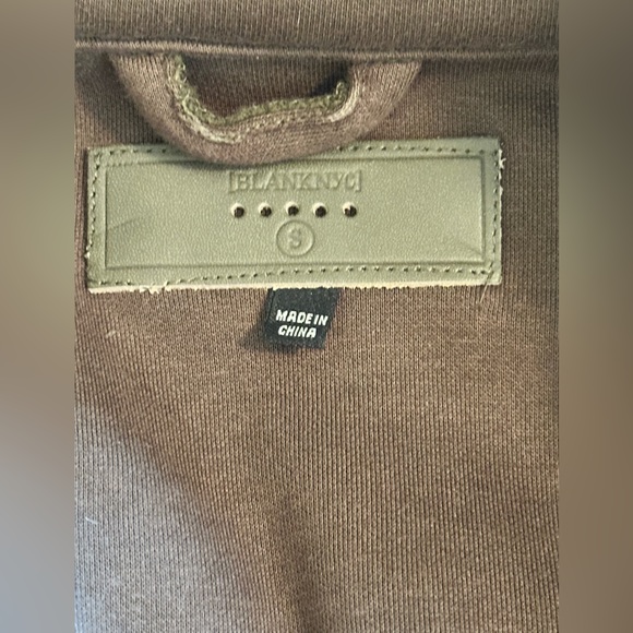 Sz S Blank NYC olive green Button front Shacket fleece jacket sweater - Picture 8 of 10
